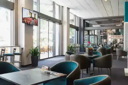 & Casino Cherno More - 93