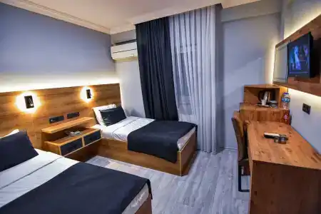 Sandal Otel - 5