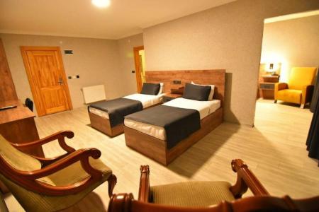 Sandal Otel - 42