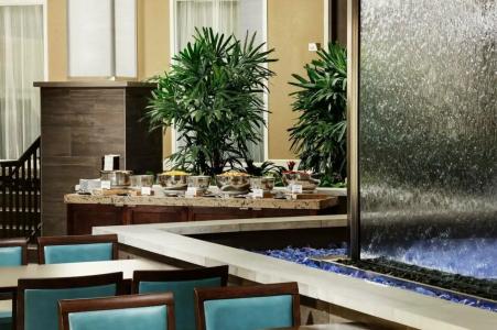 Embassy Suites by Hilton Orlando Lake Buena Vista Resort - 23