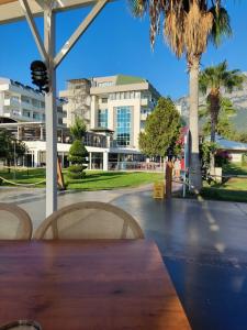 Armas Beach - 90
