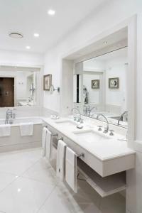 Grand Excelsior Vittoria - 13