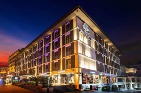DoubleTree by Hilton Istanbul - Old Town - 0