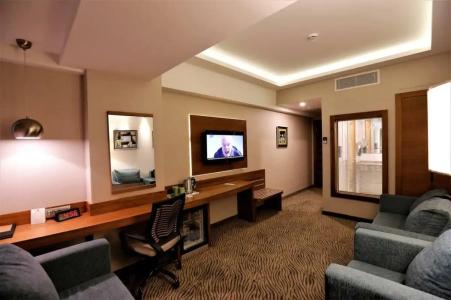 Best Western Premier Karsiyaka Convention & Spa - 14