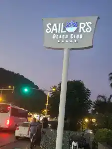 Sailor's Beach Club - 19