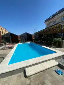 More House - 2