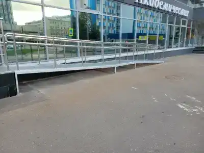 Akademicheskaya - 32