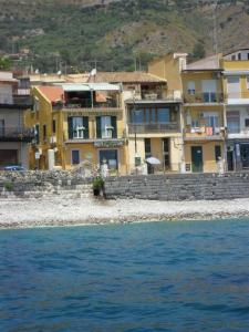 B&B Miramare - 1