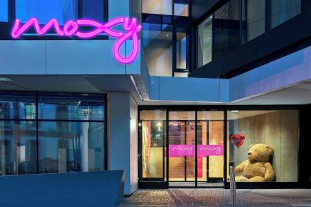 Moxy Frankfurt City Center - 2