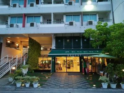 Regent Ramkhamhaeng and Apartment - 21