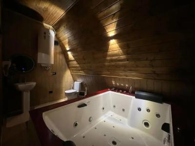 Kottedzhi u morya Tourist base - 11