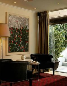 Best Western Plus Embassy - 25