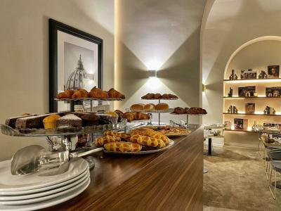 Antico Albergo del Sole al Pantheon - 36