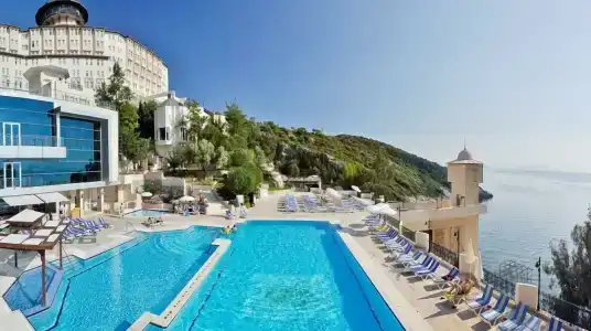 Ladonias Adakule	 - 84