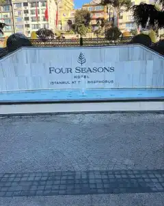 Four Seasons Istanbul at the Bosphorus - 13