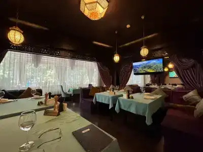 Le Grande Plaza - 91