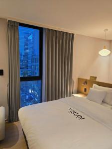 Tria Business & Boutique - 11