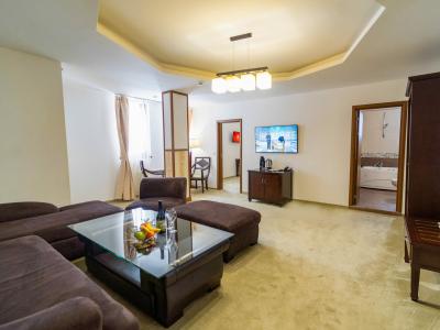 MPM Family Merryan - 84