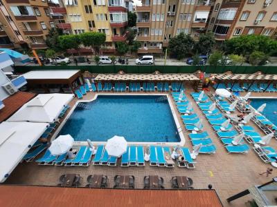 Club Big Blue Suit - All Inclusive - 69