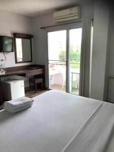 Sunshine Hostel - 16