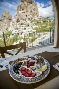 Caldera Cave & Restaurant - 23