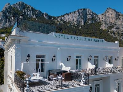 Luxury Villa Excelsior Parco - 16