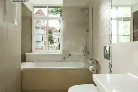 Mabre Residence - 4