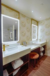 Circa Resort & Casino - Adults Only - 12