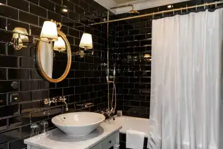 DOM Boutique by Authentics - 5