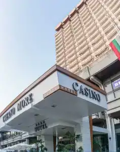 & Casino Cherno More - 39