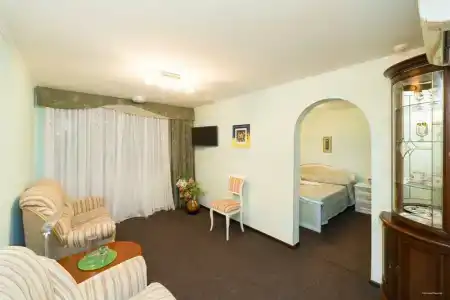 Sanatoriy Nadezhda - 6