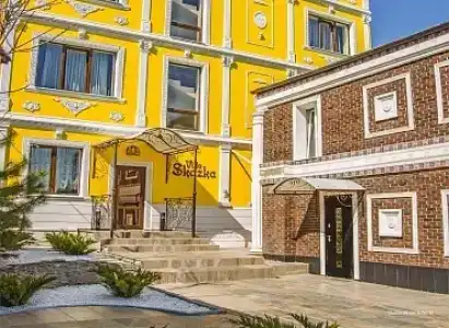 Marton Business - 28