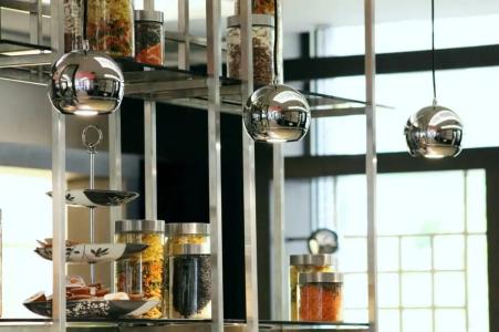 Rosslyn Central Park Sofia - 64