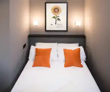 Malcom and Barret - 53