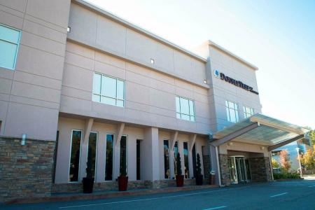 DoubleTree by Hilton Raleigh Brownstone University - 6