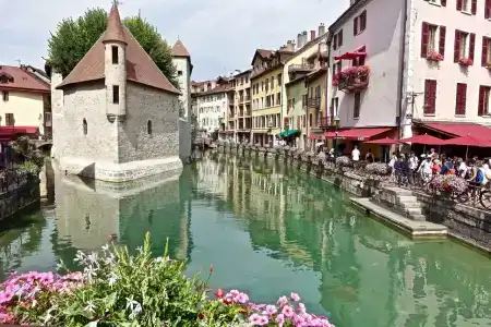 Campanile Annecy Centre - Gare - 28