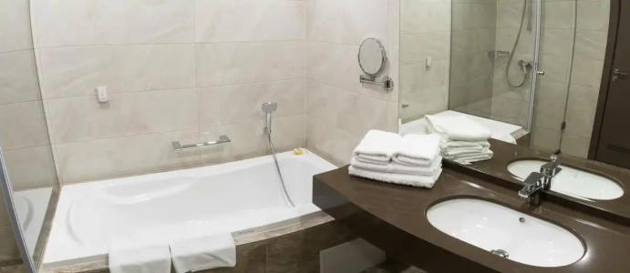 & Casino Cherno More - 16