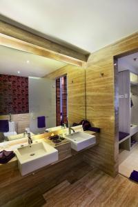 Grand Mega Resort & Spa Bali - 38