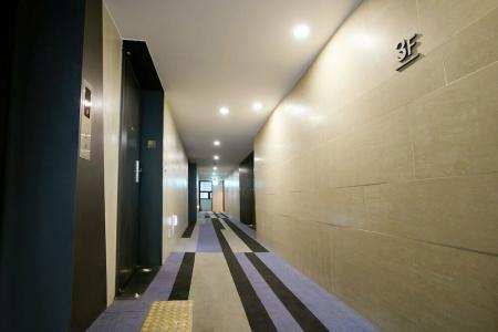 Tria Business & Boutique - 29