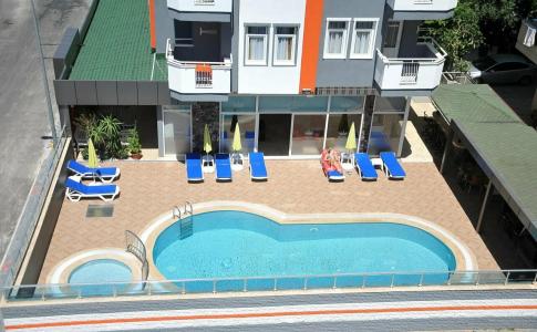 Cleopatra King Apart - 14