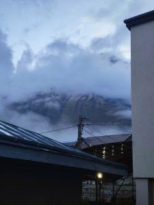 Sunshine Kazbegi - 11