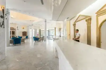 Venice Beach- Families and Couples Only - 2