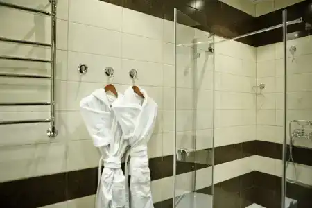 Губернский - 32