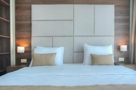 Twelve by Aycon - 45