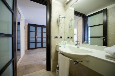 Best Western Crystal Palace - 3