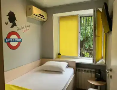London - 31