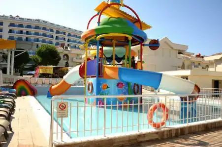 Dream World Hill - 2