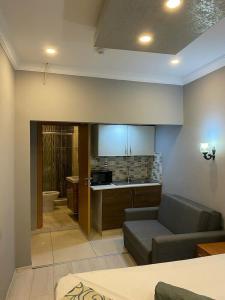 Riverland Suites & Apart - 41