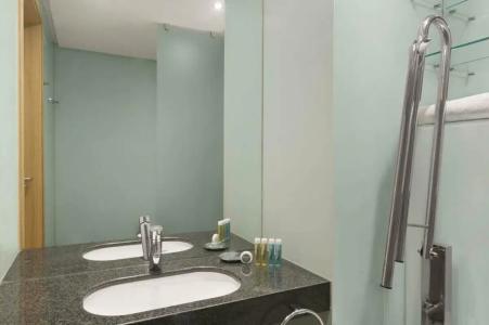 Ramada Encore By Wyndham Tangier - 92