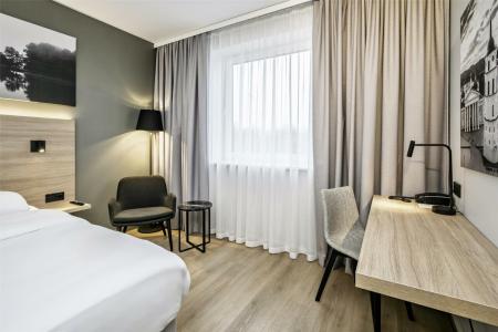 Park Inn by Radisson Vilnius Airport & Business Centre - 90